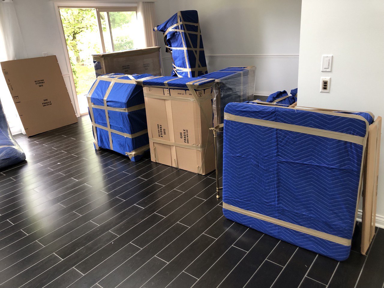 LifeTime Movers complete room packing service